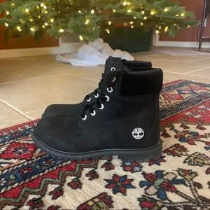 Timberland Women’s Velvet-Accent Waterproof Boots